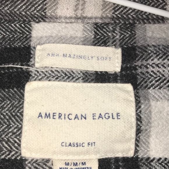 black and white cropped flannel - Picture 4 of 4